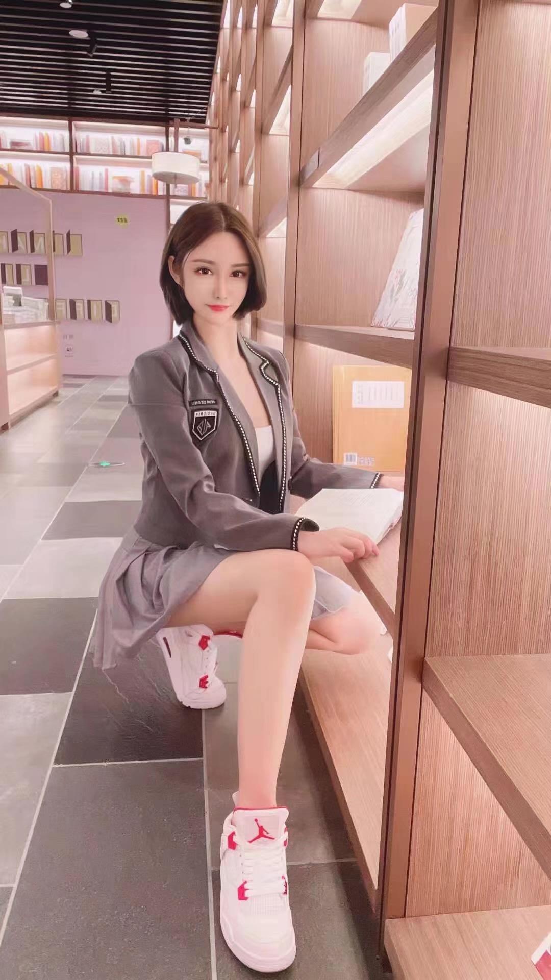 北苑长腿美女小雅 第3张