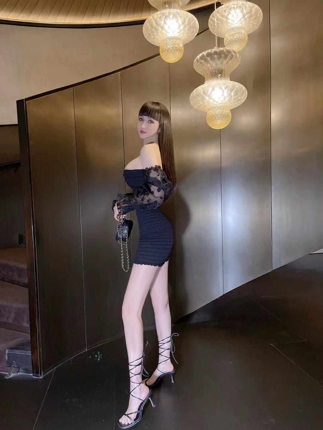 双井大胸奶牛会服务的妹子 第2张