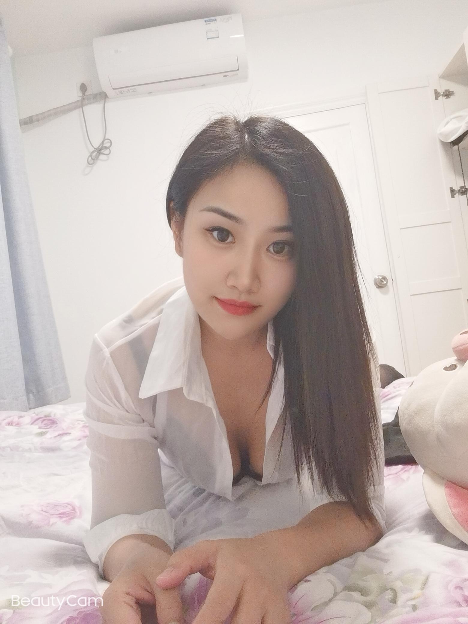 发射双响炮,单做的邻家女孩,身体很软 第1张