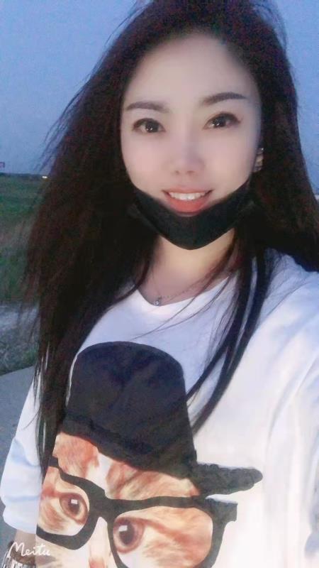 刚下水的温柔淑女，明媚大方4张泻火很有格调 第1张