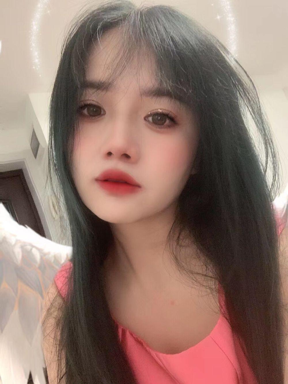 雨天兼职美容院小姐姐楠星，爱打王者的逗比妹子 第1张