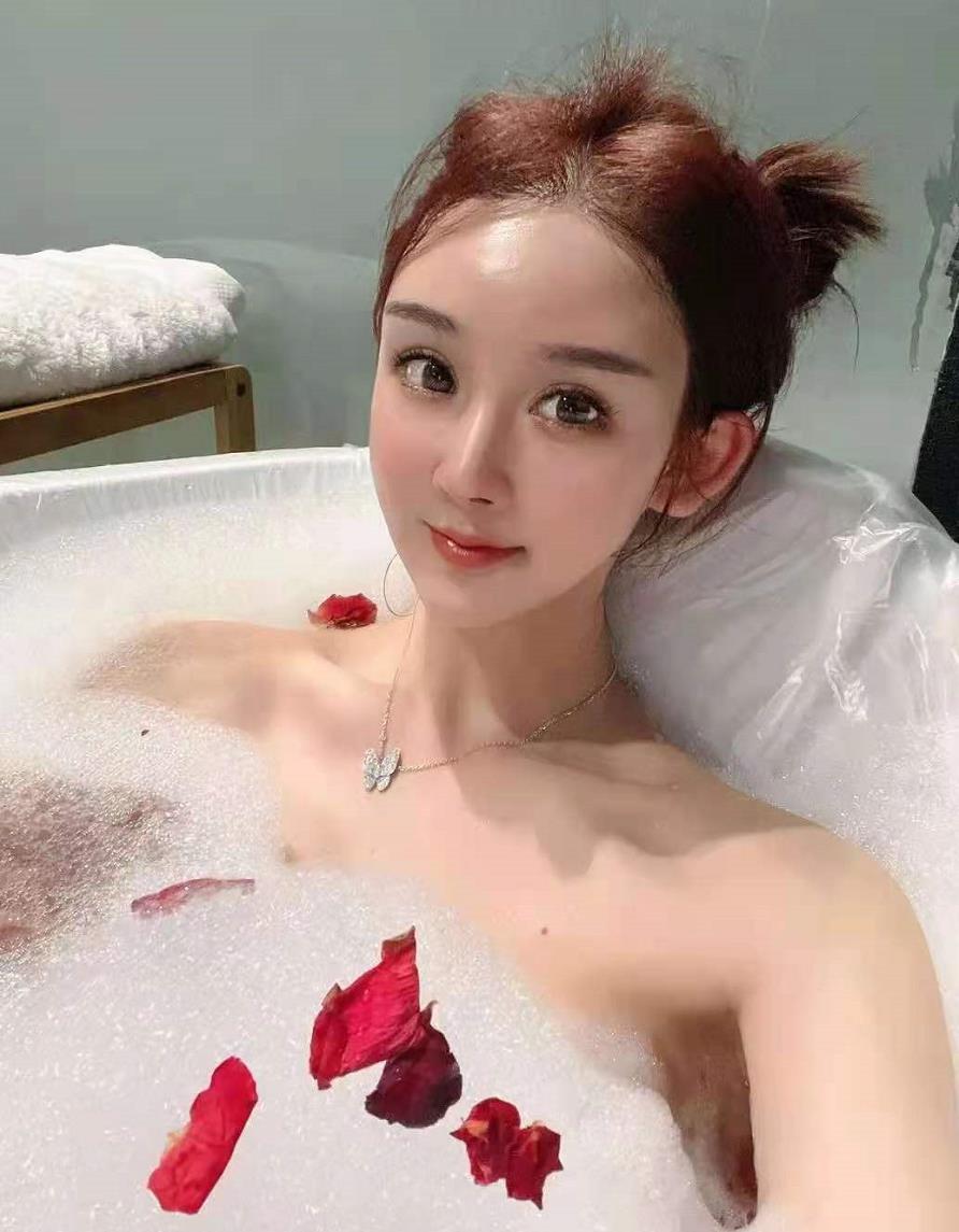 龙岗坂田小薇薇 第4张