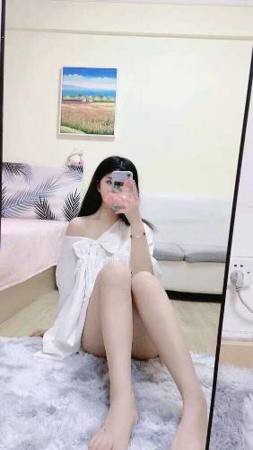龙华大胸焖妹 第1张
