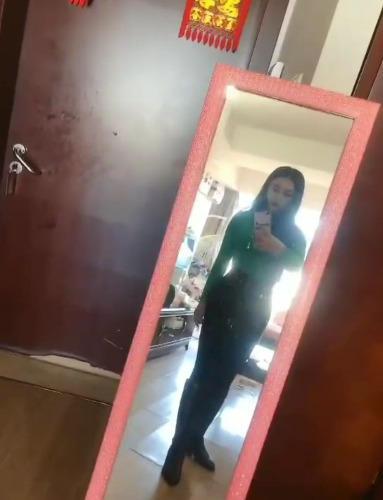 奥城年轻小妹妹 第2张