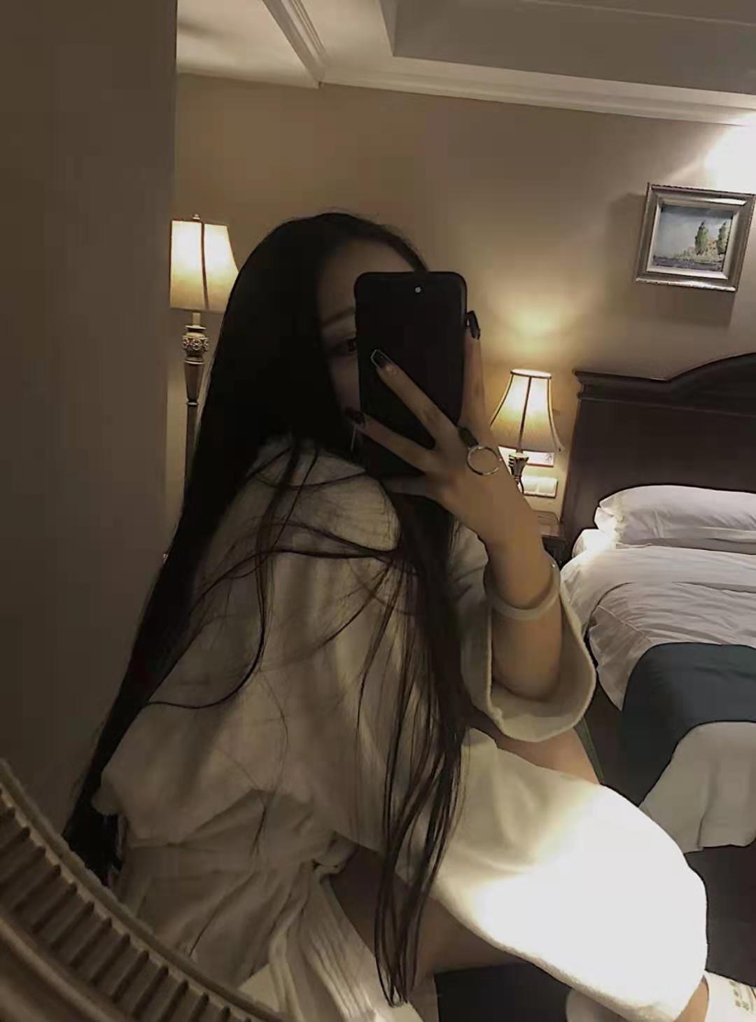 横塘路附近水嫩小妹,佛系少女 第1张