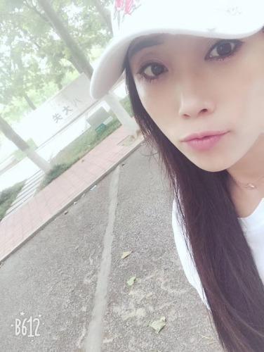 不错的兼职少妇 第1张
