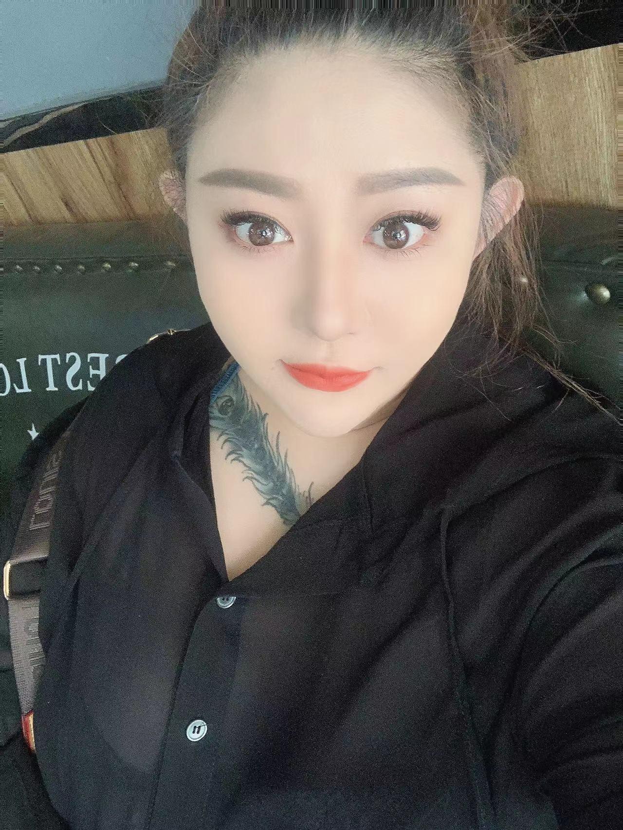 平乐园年轻东北妹子,大胸大屁股,可轻微SM,可3通 第2张