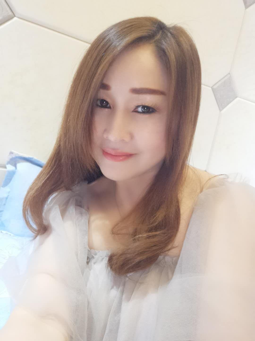 颜值性价比高的少妇 第2张