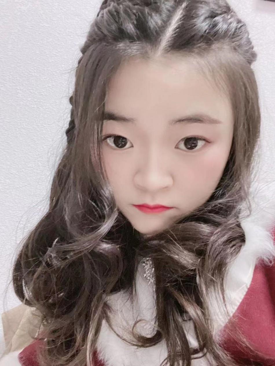 龙岗区00后兼职汉服小嫩妹 第4张