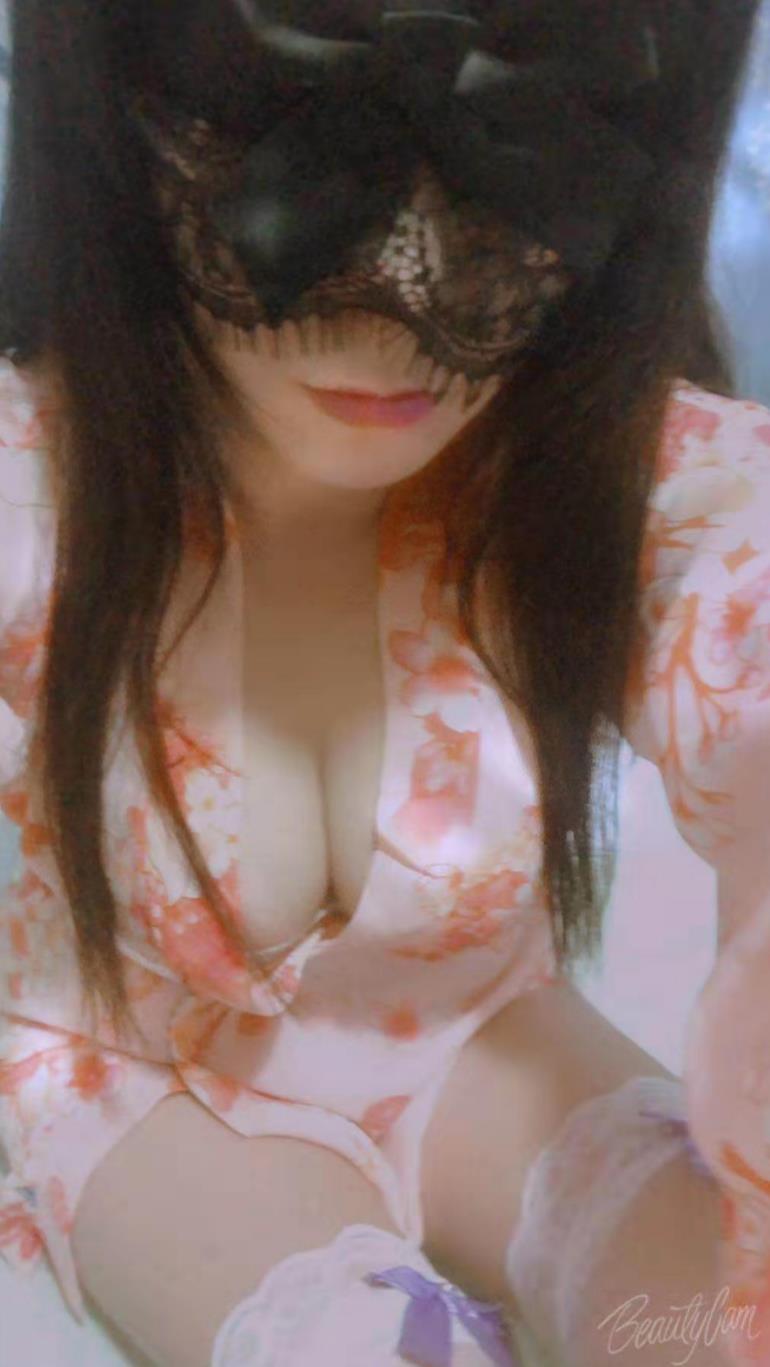 小情趣少妇微微，PP很翘，有制服互动 第2张