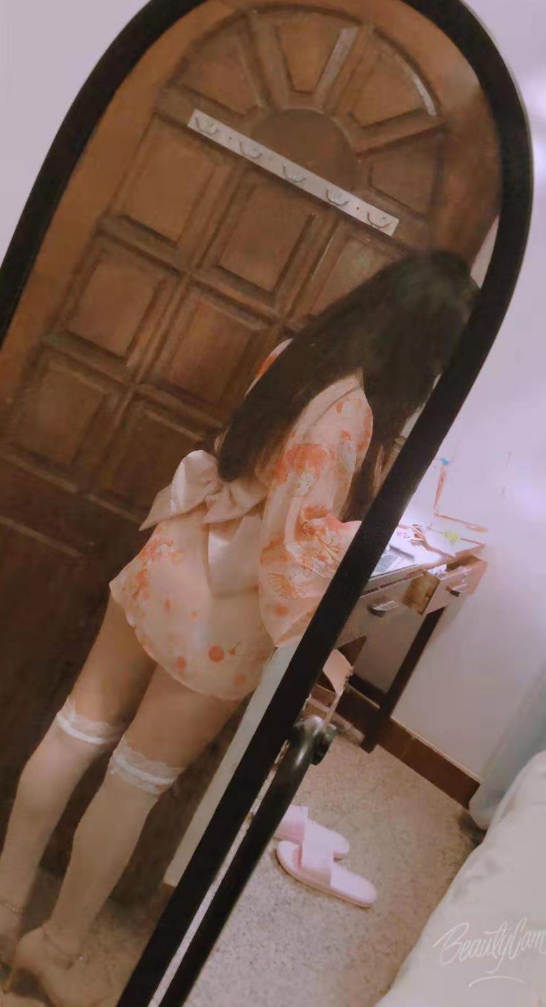 小情趣少妇微微，PP很翘，有制服互动 第3张