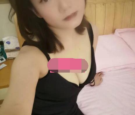 车陂大胸小梅婷 第1张