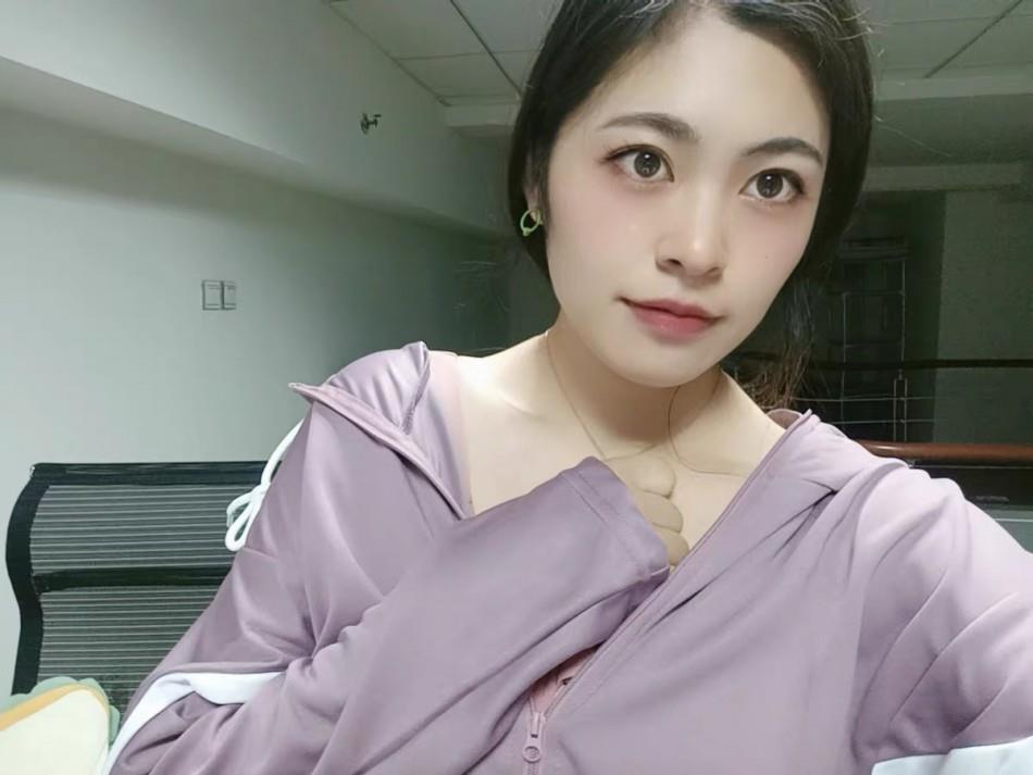 城阳健身妹子兼职有教室 第1张