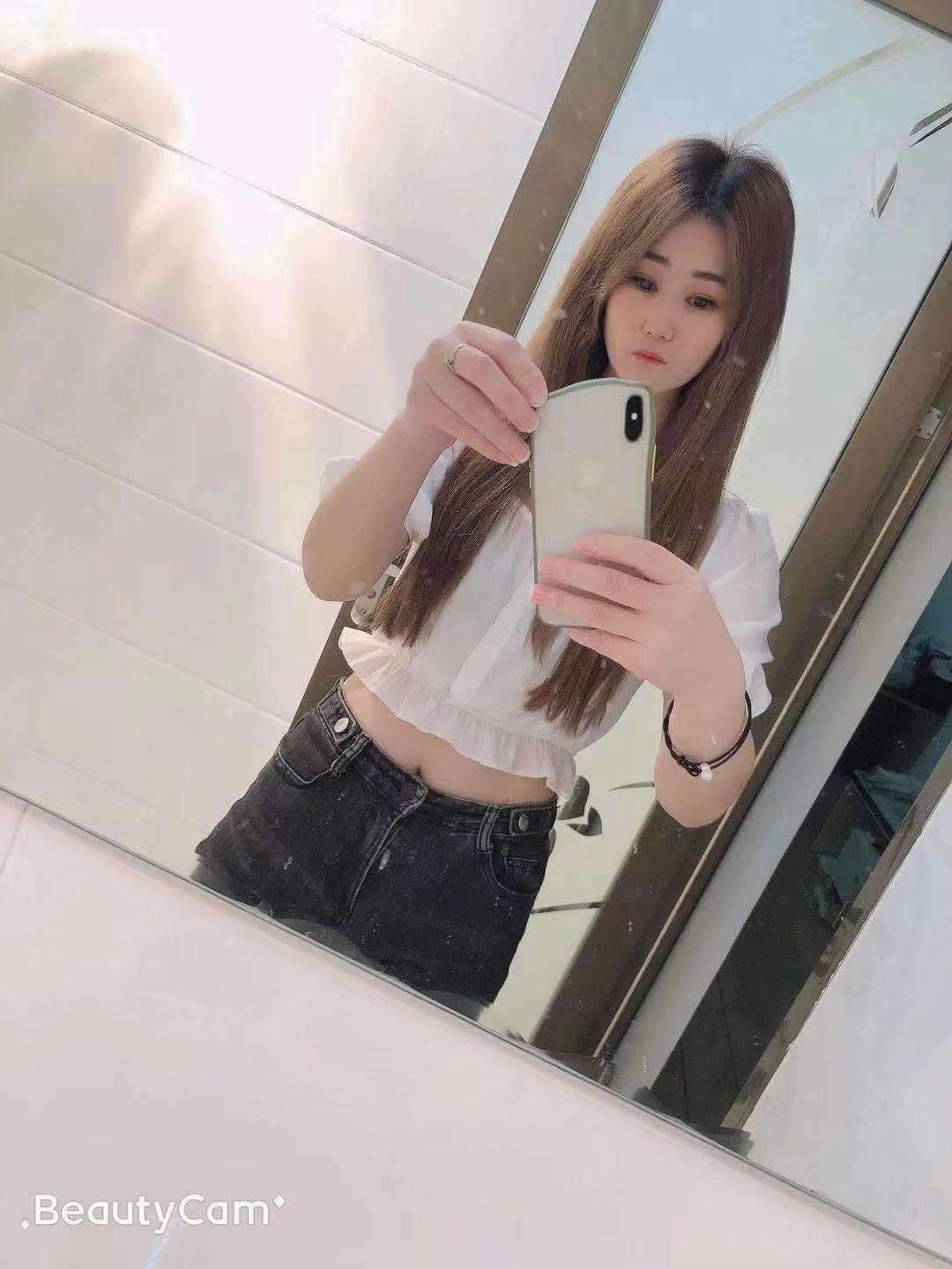 徐东身材火辣MM 第3张
