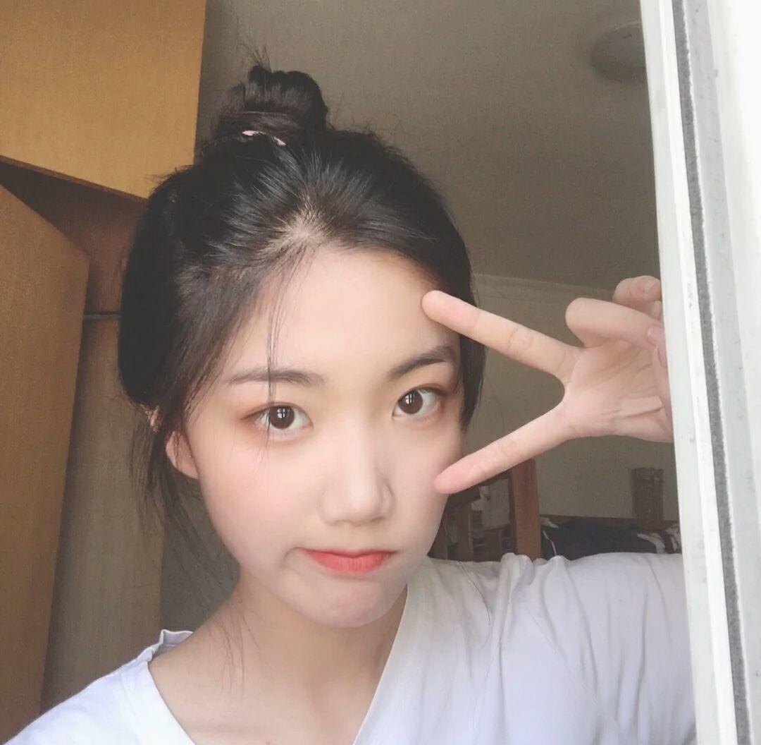 武汉有气质的兼职小妹 第1张