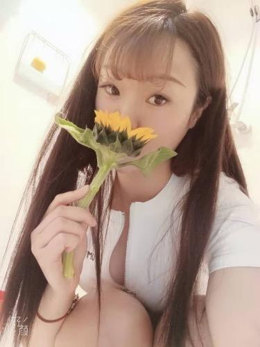 侗族姐妹花 第3张