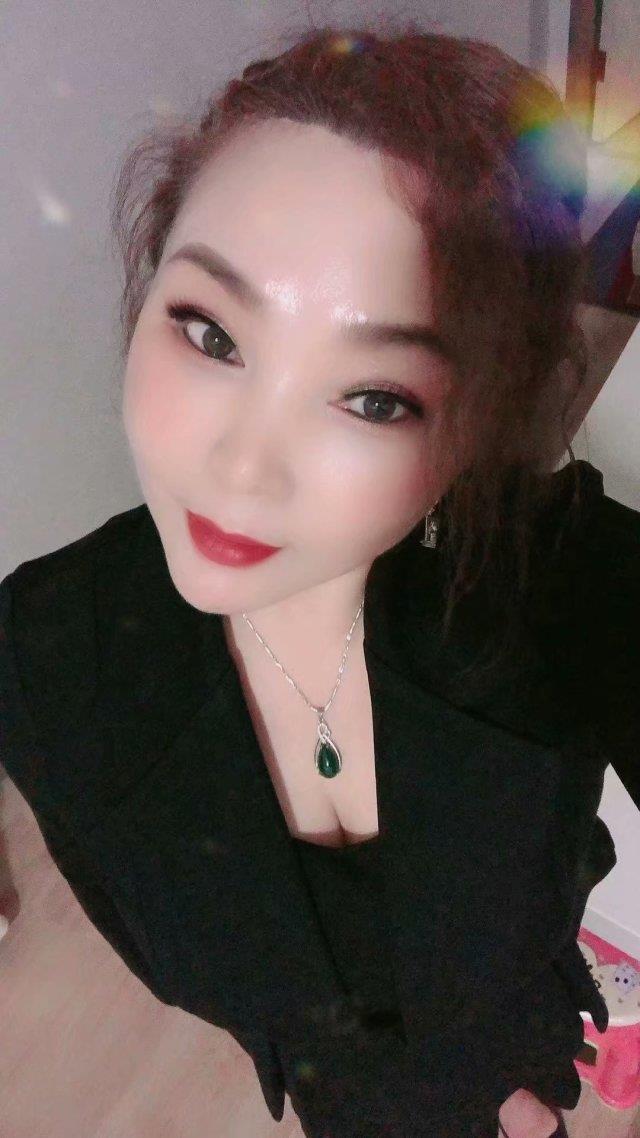 瑶海区不错的熟女 第1张