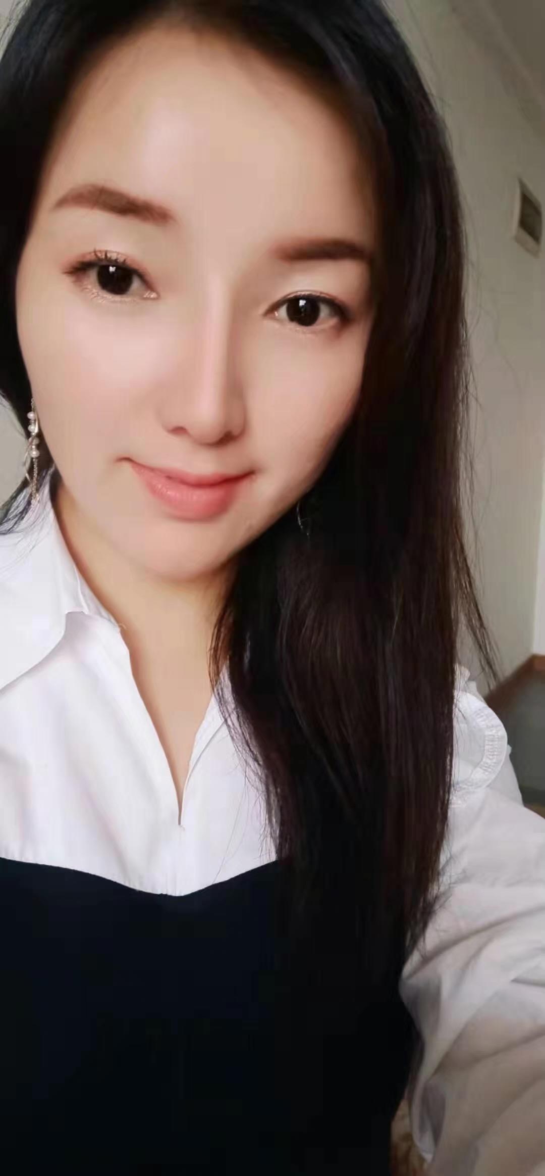 分享熟女姐姐，赚车费 第2张