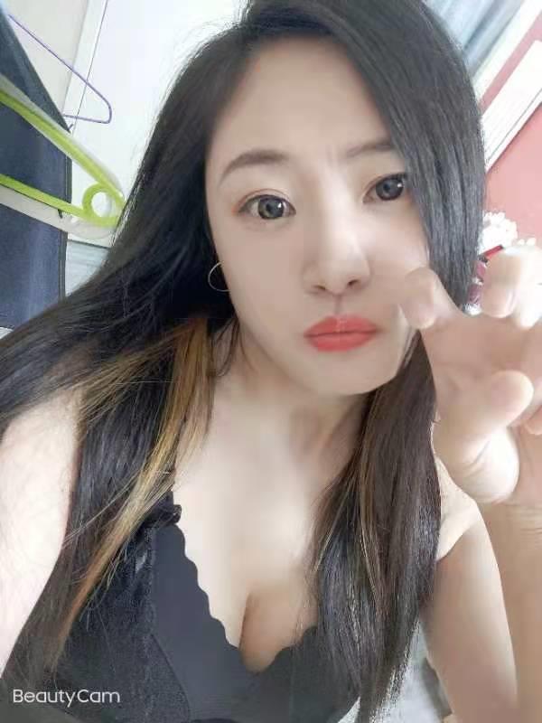 四惠附近服务系小少妇，还能双飞 第2张