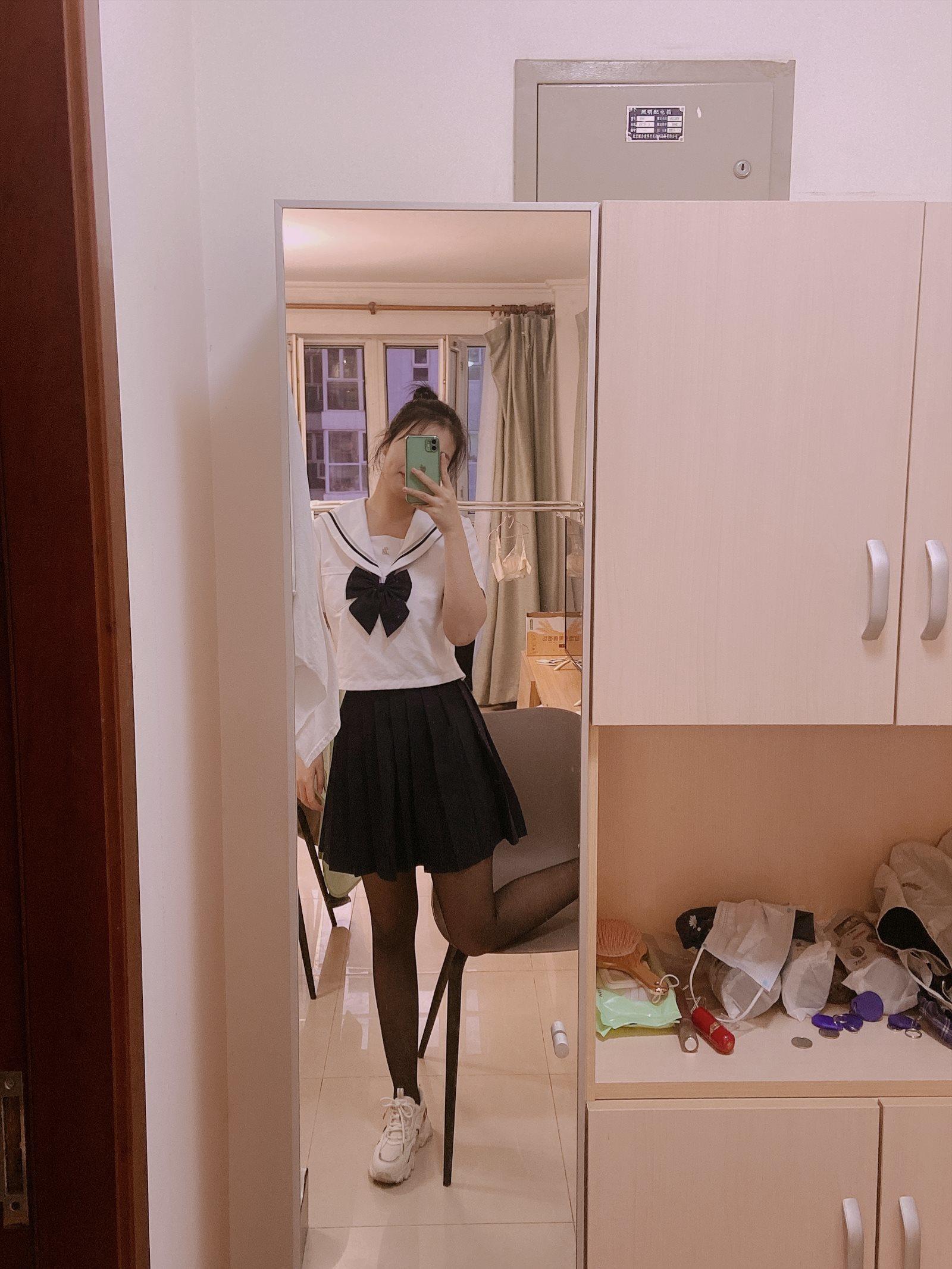 也说说20岁望京嫩妹小香香吧 第2张