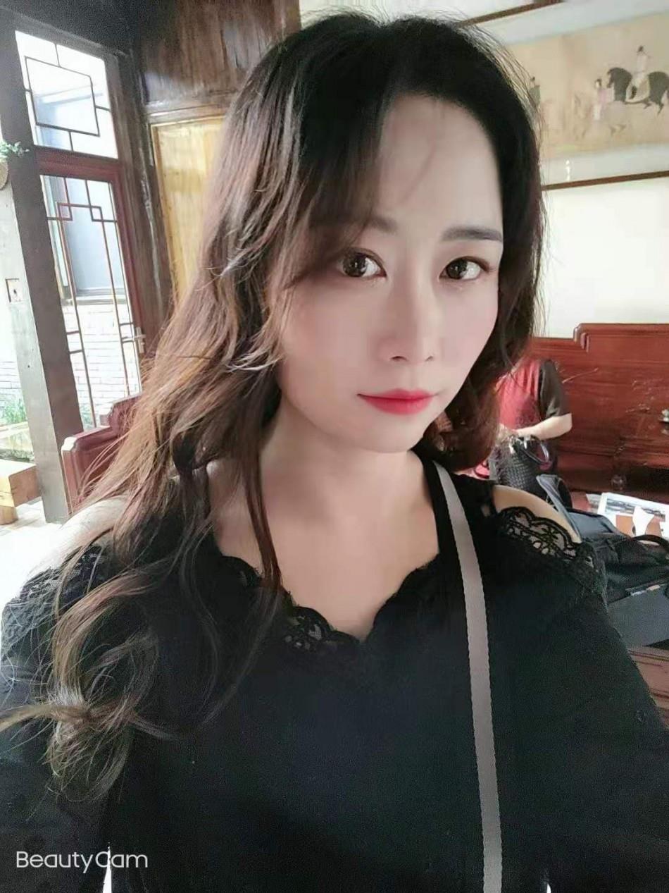 老狼的验证—熟女类型 第1张