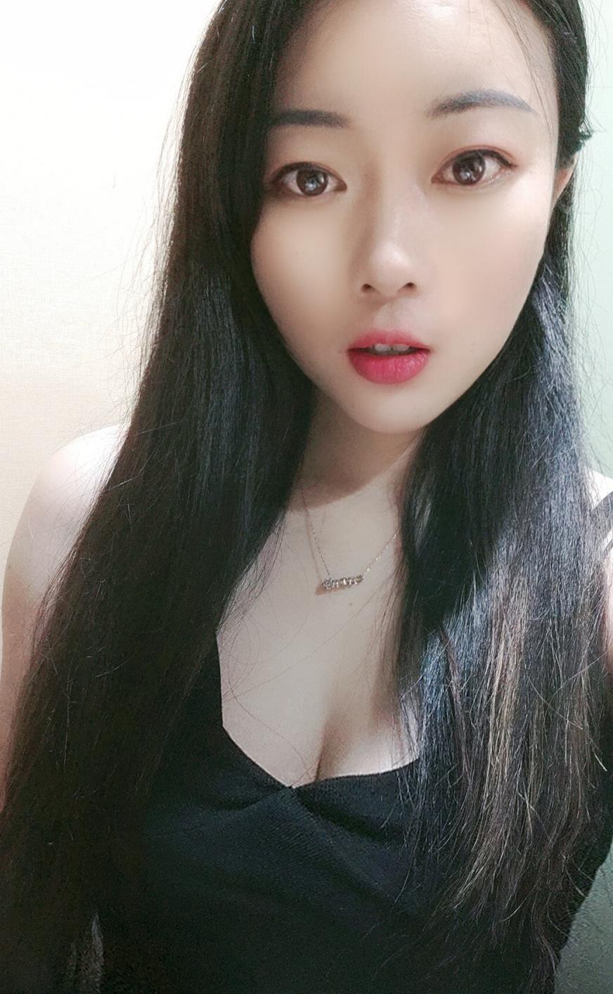 天河小甜美依依 第1张