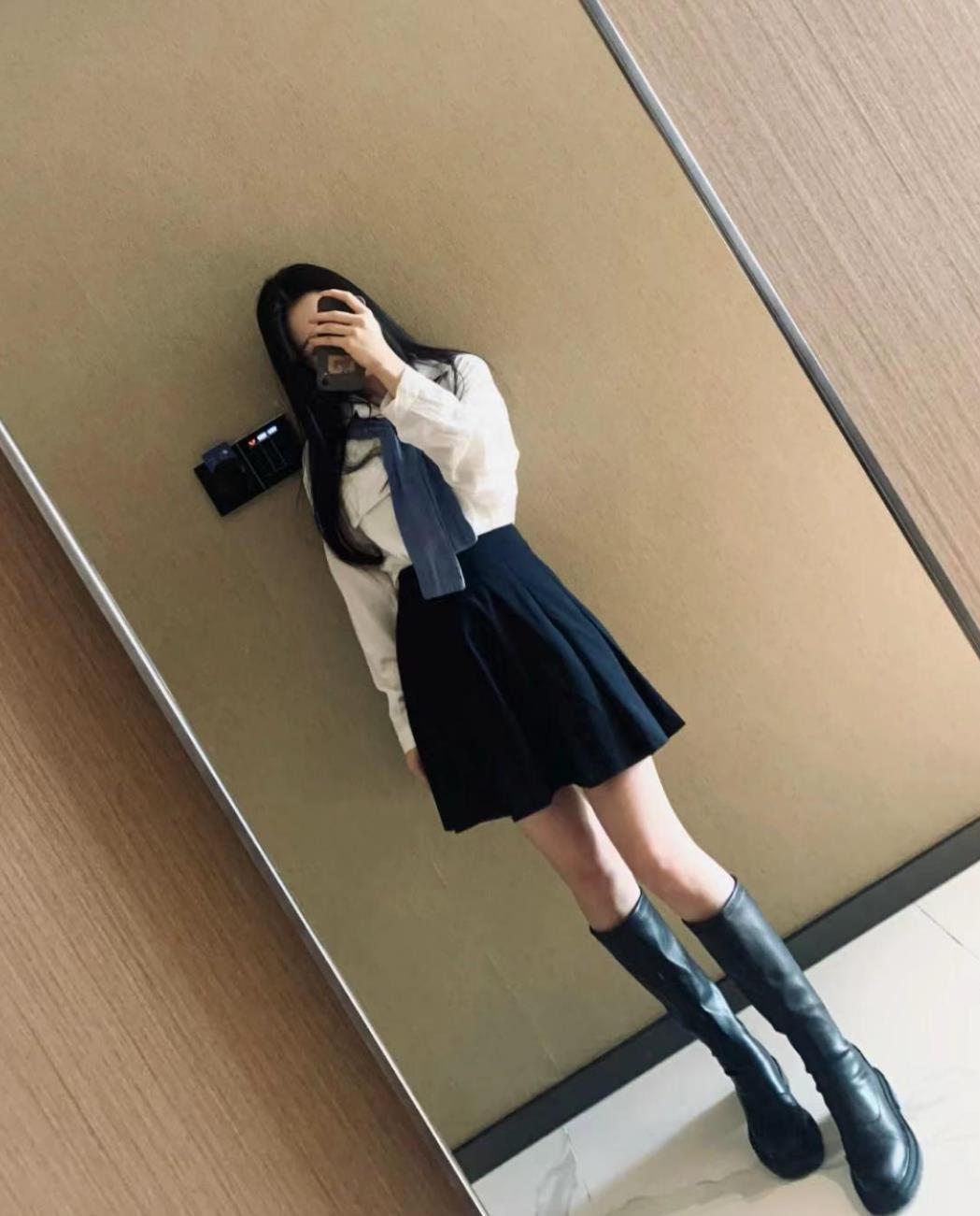 天河小甜美依依 第4张