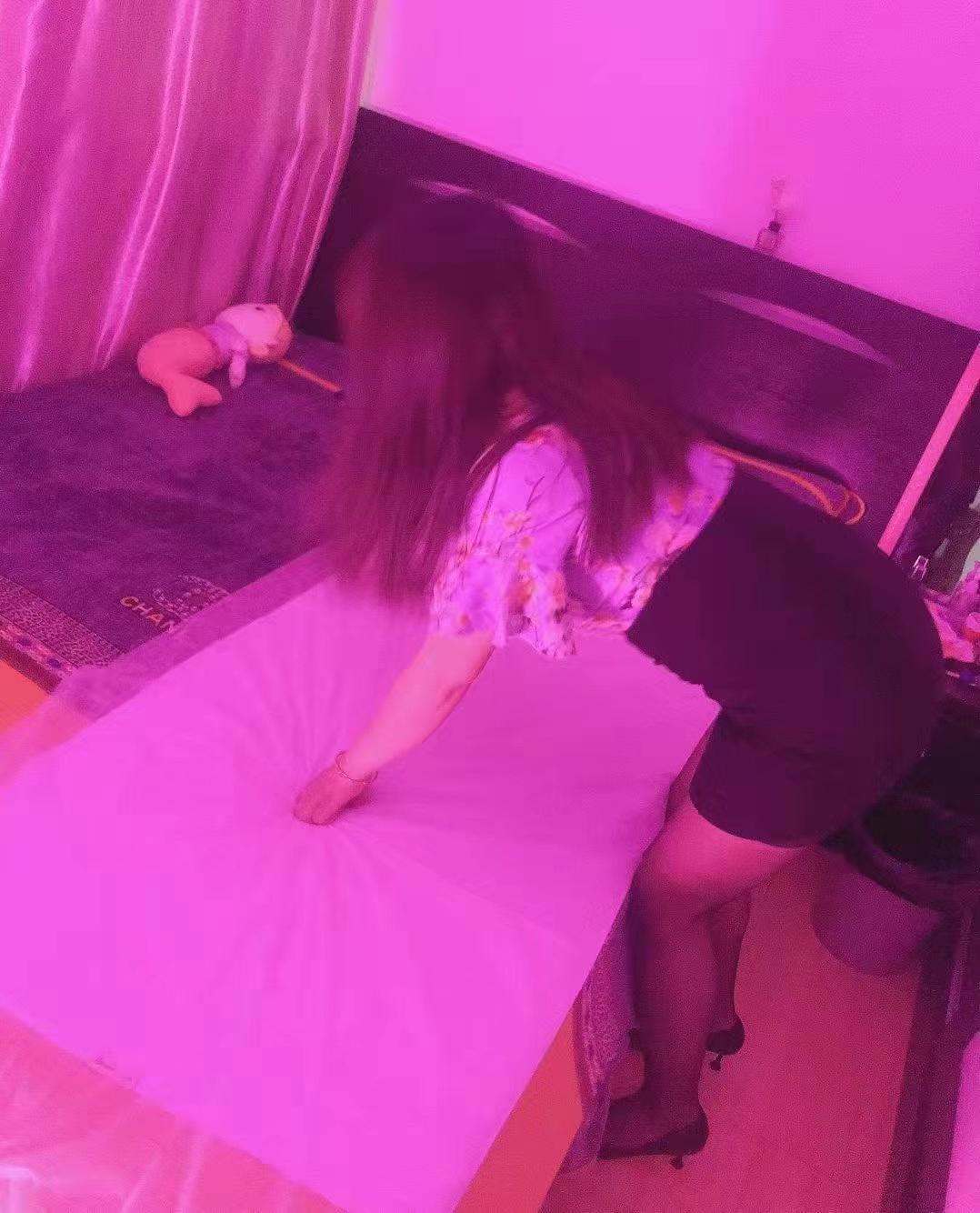 热情似火米娜 第3张