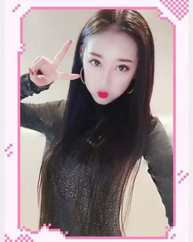 魔鬼身材的妹子,特别诱惑人 第1张