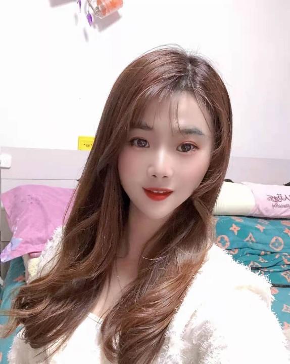 身材很棒的武侯区兼职小妹 第3张
