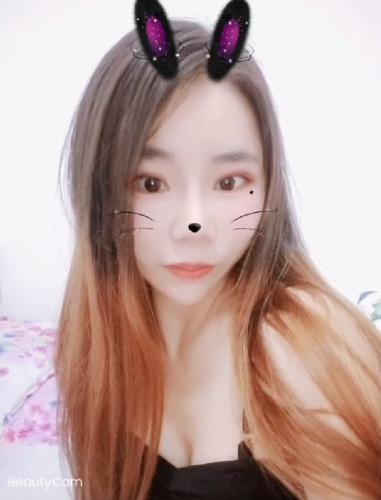 宝安秋人伊人 第1张