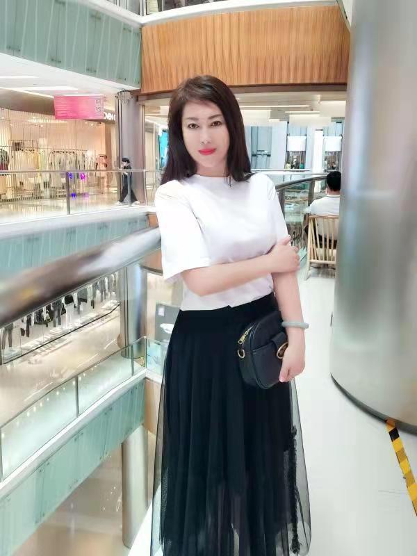 良家轻熟女，如狼似虎，玩得开有些饥渴 第1张