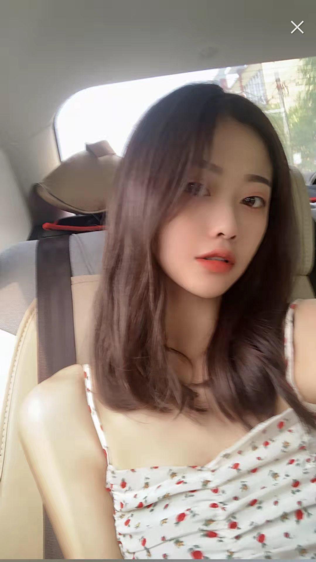 易通大厦高冷小美女，普通服务却也配合 第3张