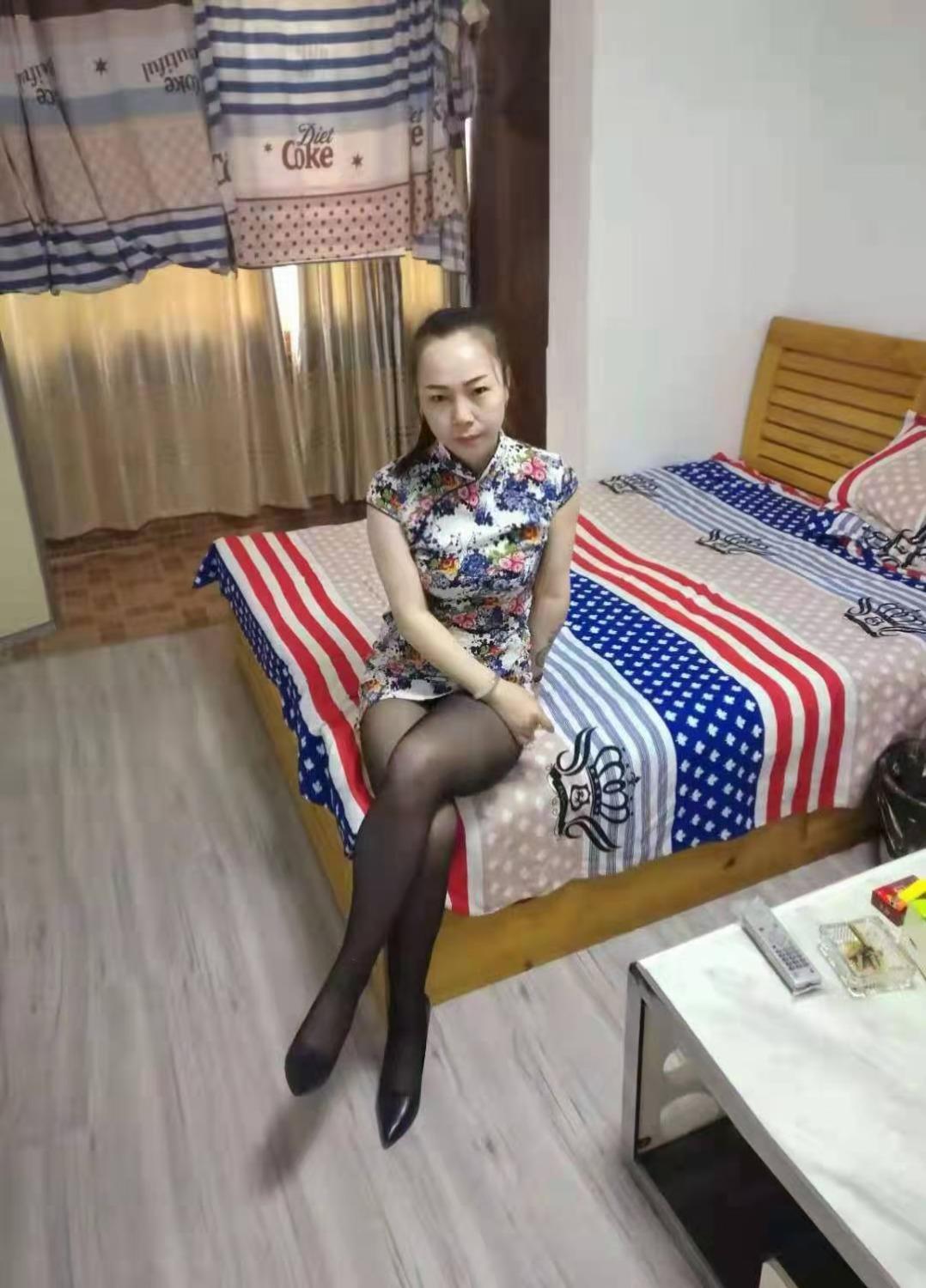 青岛市北性价比超高两百起身材很好轻熟女有地可外 第1张