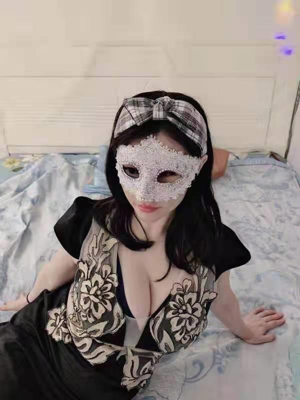 推荐一个性价比无敌的半套美女第二弹 第1张