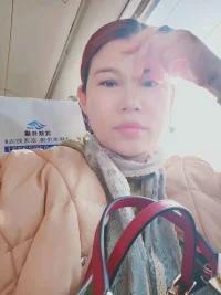 分享一个大奶美女 第2张