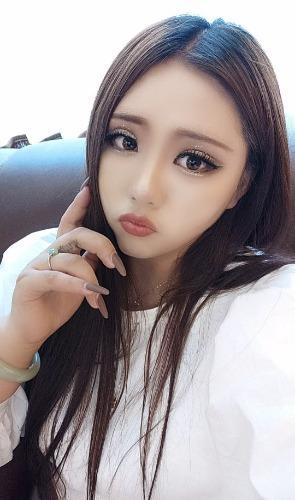 强烈推荐，大胸大屁股美女 第3张