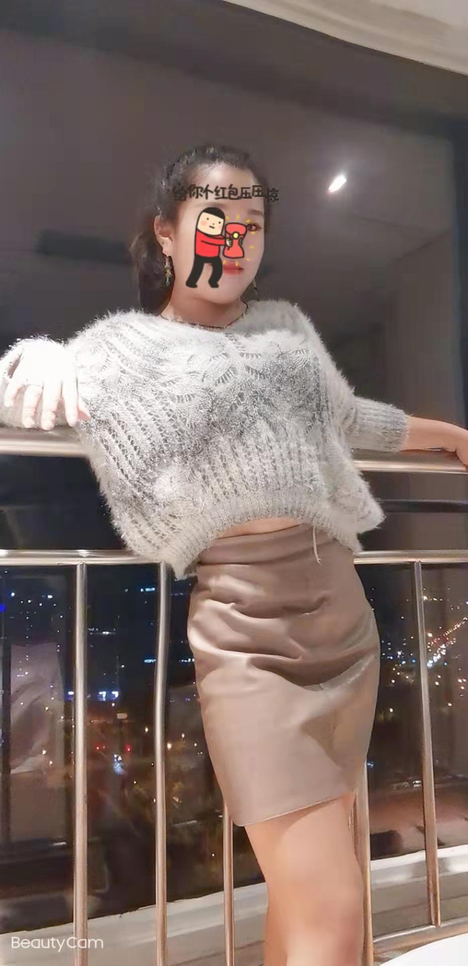 自聊的半良家,小电钻超敬业,尺度很浪 第2张