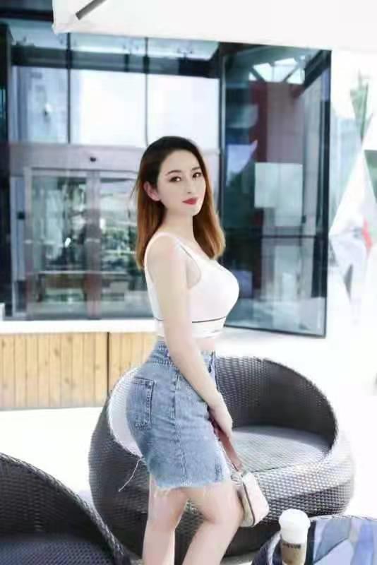 性感少妇,服务到位身材完美! 第1张