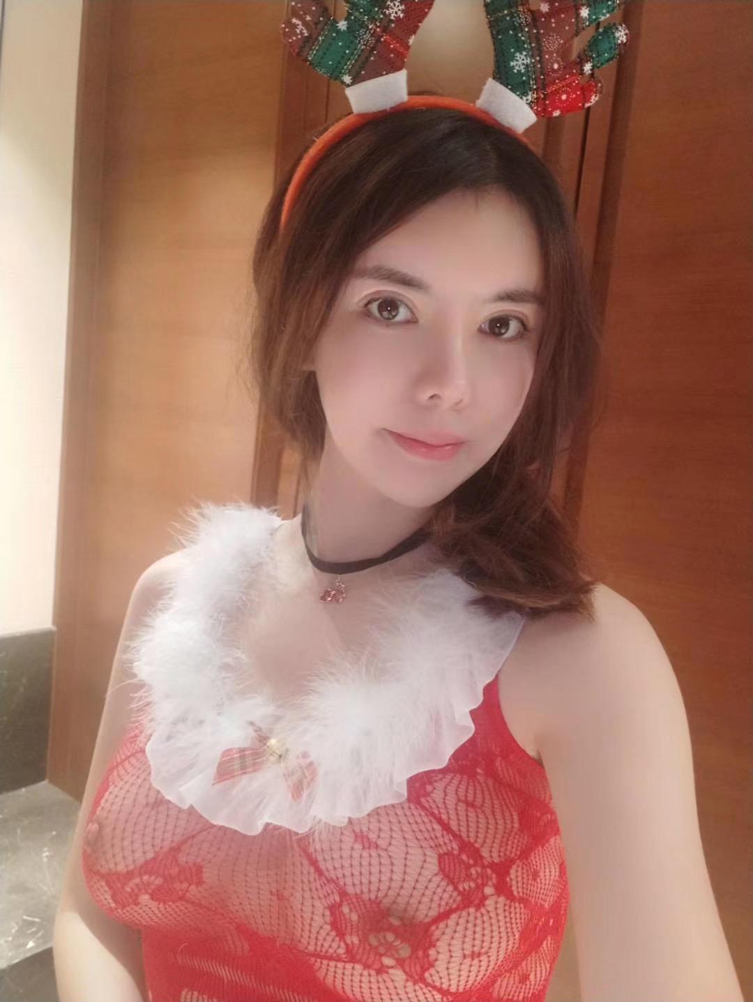 浦东小昆凌可以母女双飞 第3张