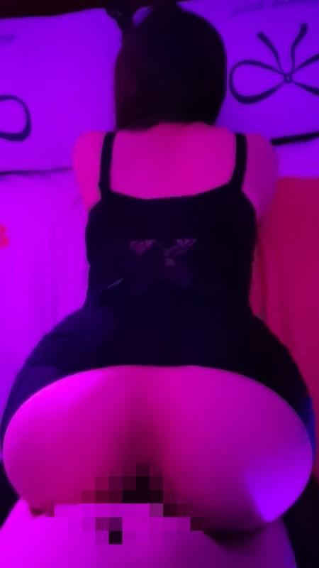 小夏,拥有极品穴的服务系骚女 第3张