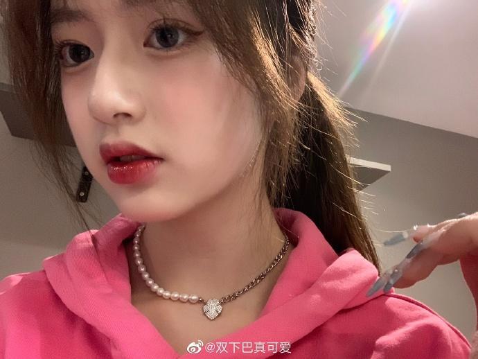 金牛凯德广场附近卖化妆品的兼职嫩妹小乖乖 第4张