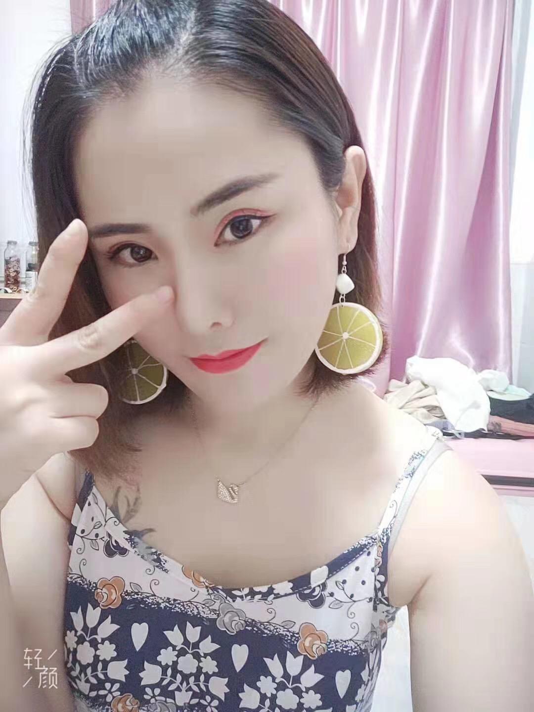 宝安不错的妹子 第1张