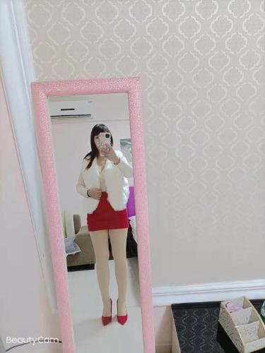 再战熟女姐姐 第2张