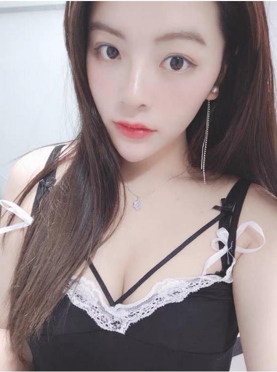身材很好的丝袜小骚货,年轻漂亮【失效】 第1张