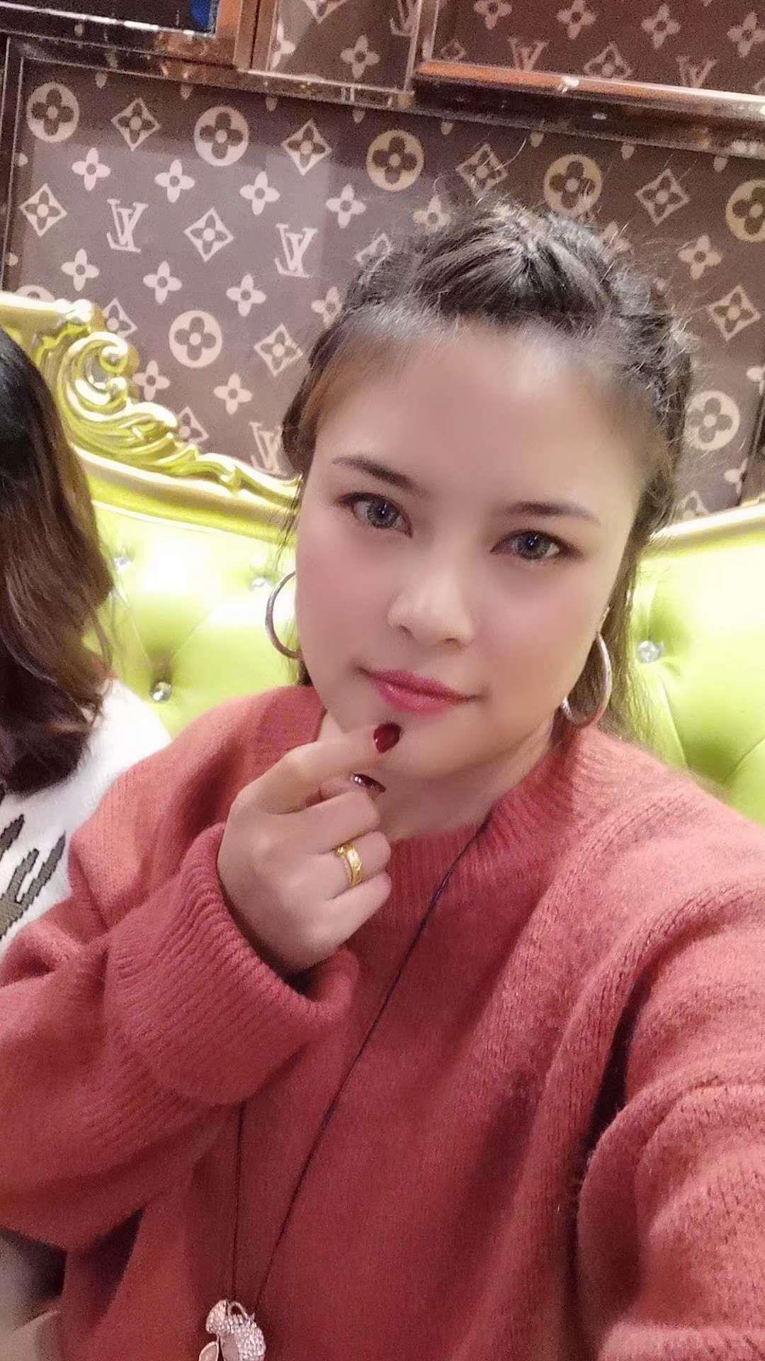 深圳立新湖附近兼职美女 第2张