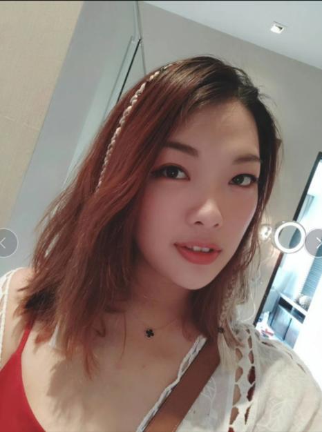 纹身大波女，会粤语 第1张