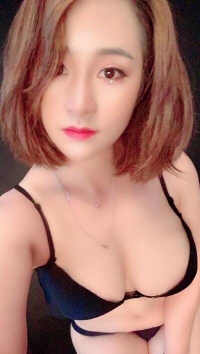 青春靓丽气质白嫩的玥儿妹妹 第1张