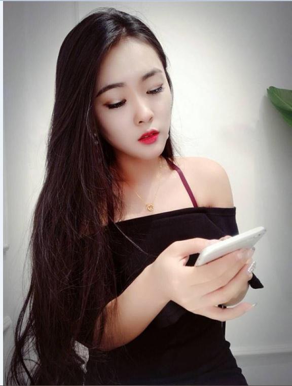 东莞常平镇清晰小妹妹吹到你腿软 第1张