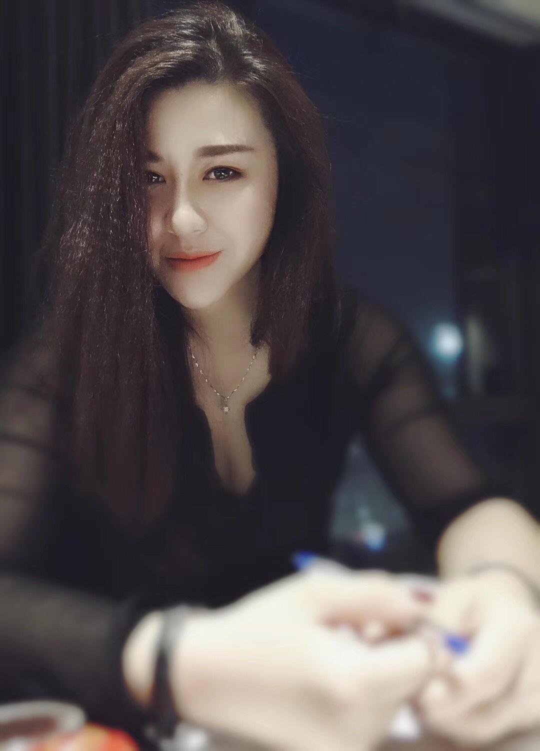 上沙附近东北熟女极品炮架 第2张